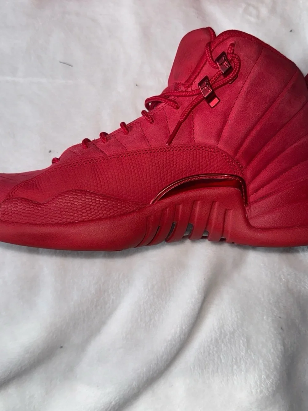 Jordan 12 retro size 12 gym red Men's All-Red High-Top Basketball Sneakers
